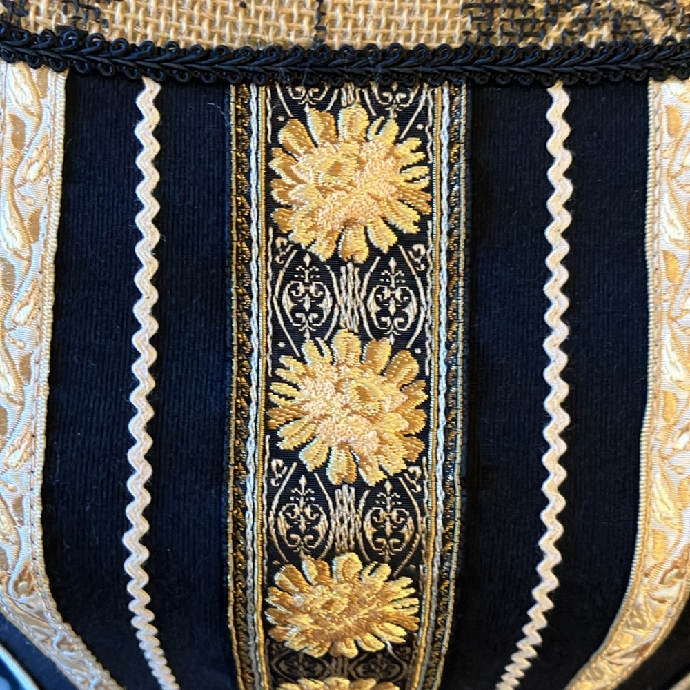 Anthropologie Shirt Gold Detailing Yet Casual Van Dress Up With Jewelry M! - Picture 3 of 8